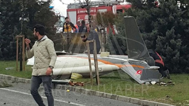 İstanbul’da helikopter düştü!