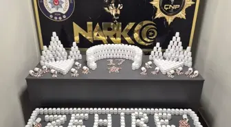 Çanakkale’de uyuşturucu operasyonunda yakalanan 2 zanlı tutuklandı